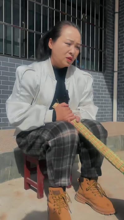 《錢去哪了》劇照