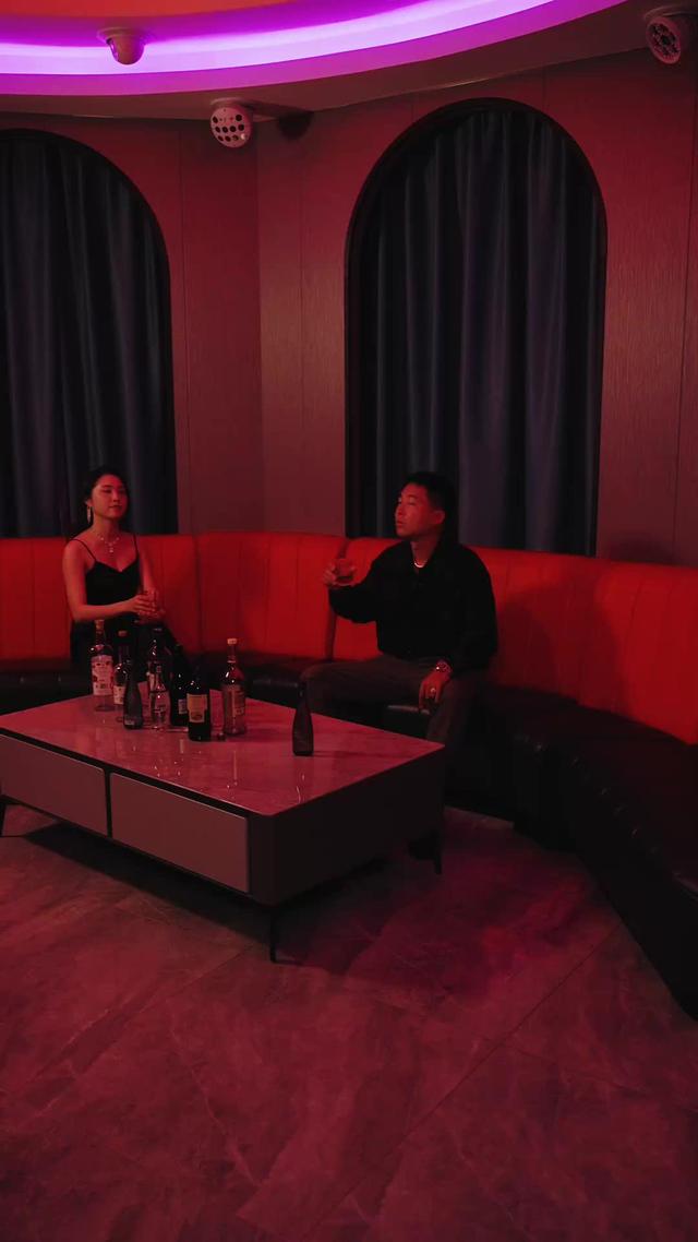 《揭穿假面總裁後我逆風翻盤》劇照