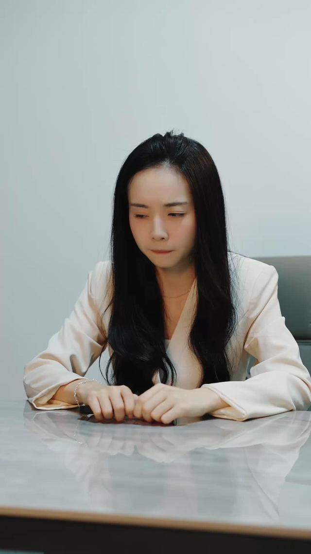 《揭穿假面總裁後我逆風翻盤》劇照