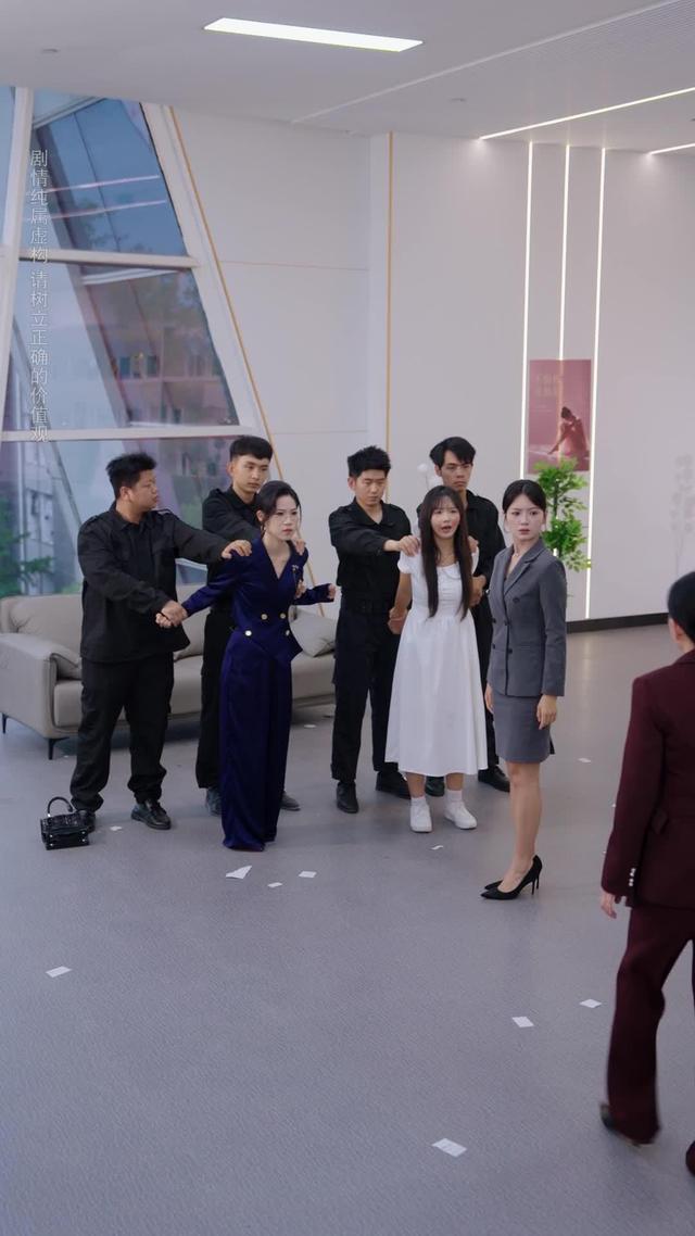 《舊錦成灰》劇照