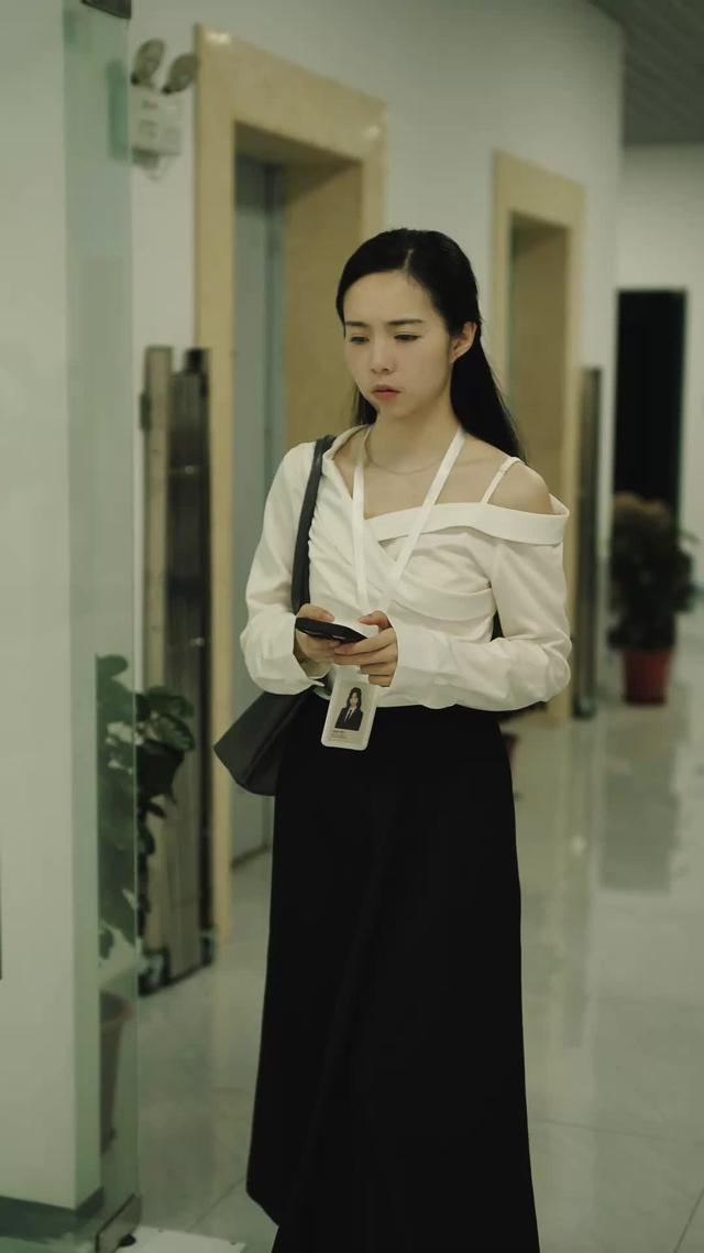 《揭穿假面總裁後我逆風翻盤》劇照