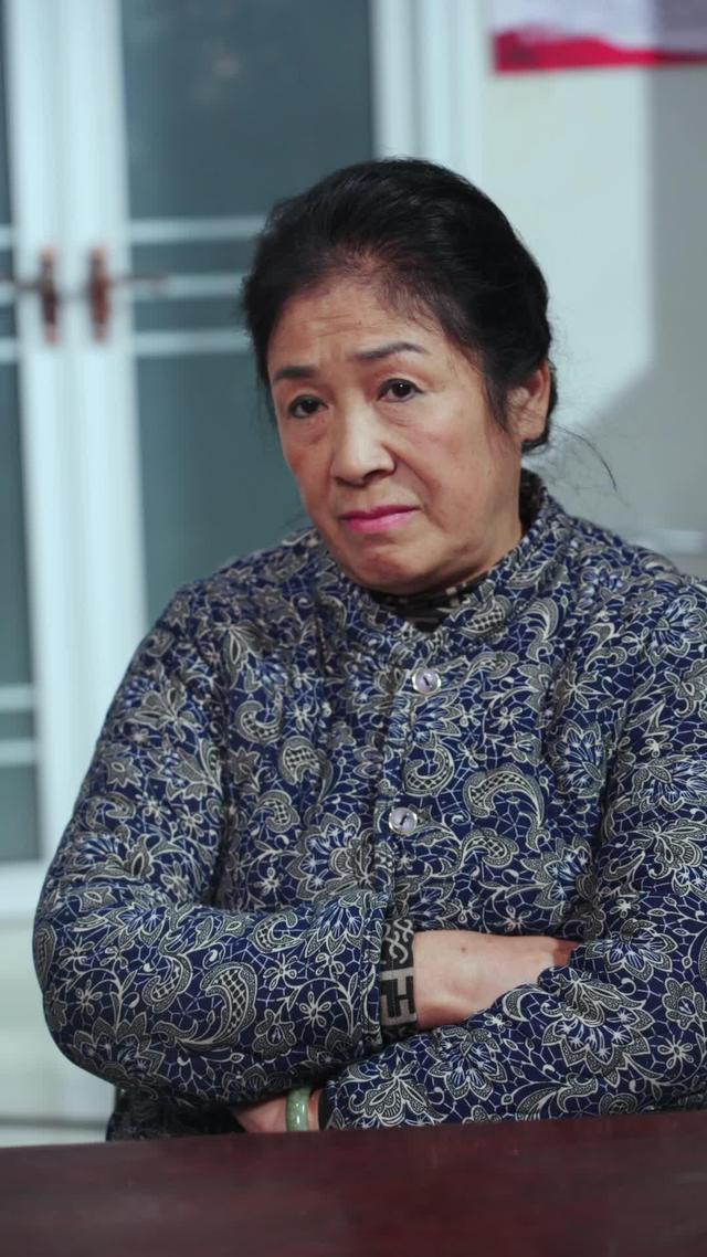 《爹要嫁人兒要翻天》劇照