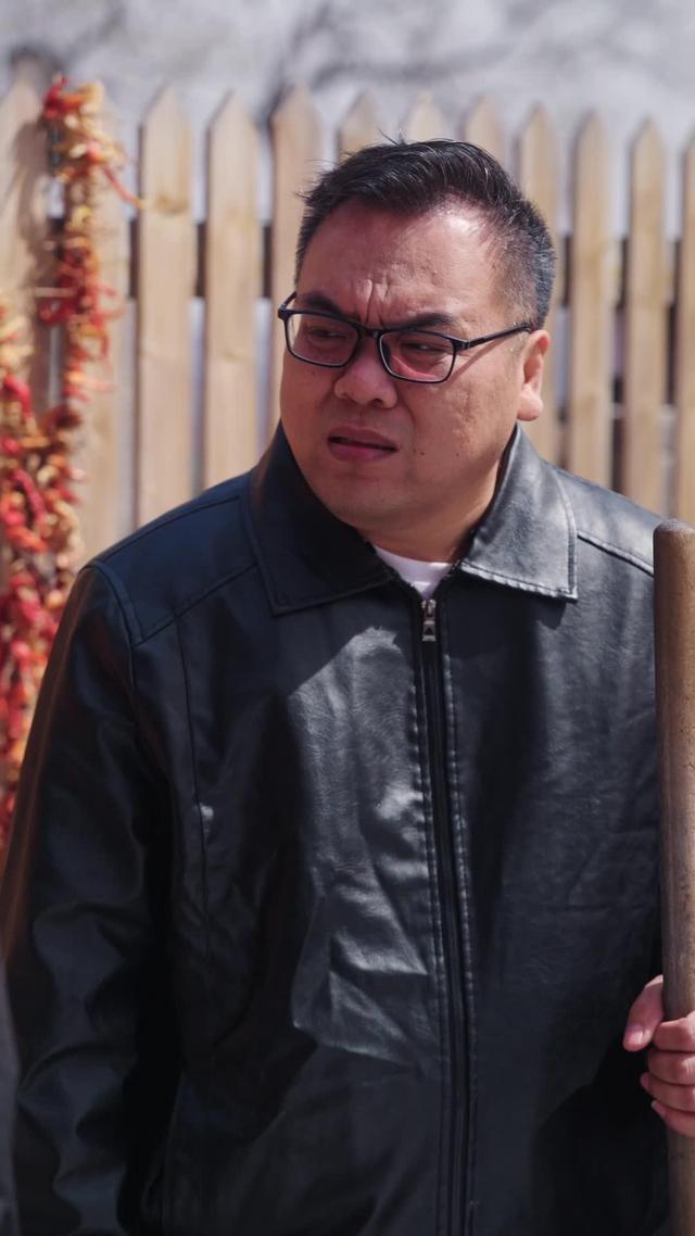 《爹要嫁人兒要翻天》劇照