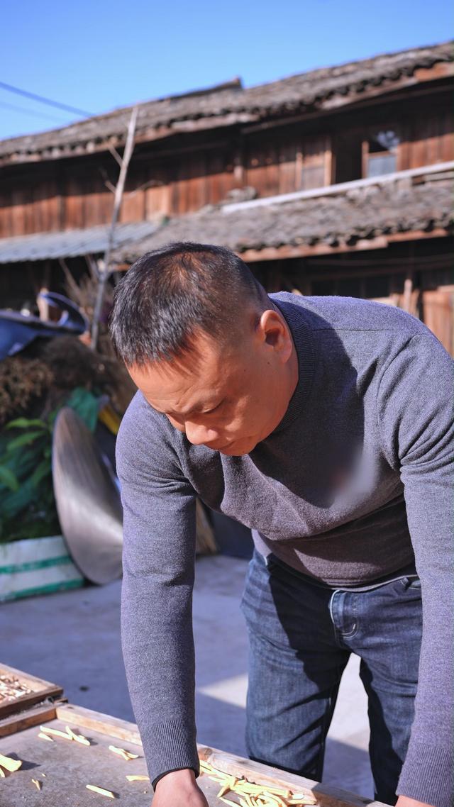 《花开半路之晚来的暖阳》剧照