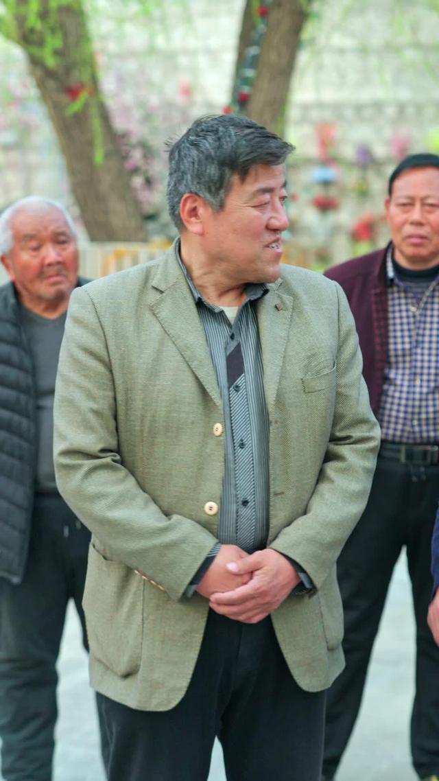 《爹要嫁人兒要翻天》劇照