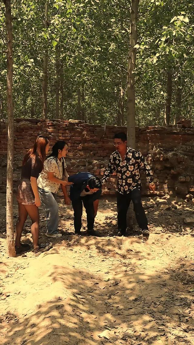 《運屍詭事》劇照