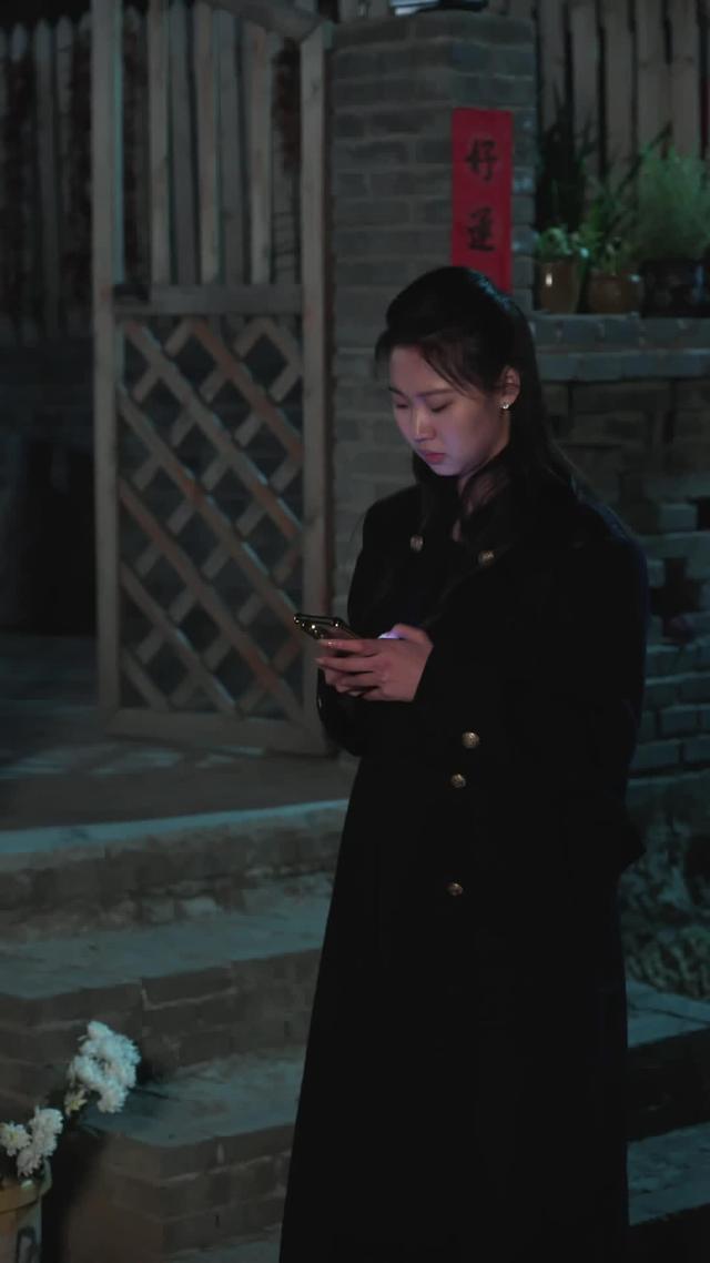 《爹要嫁人兒要翻天》劇照