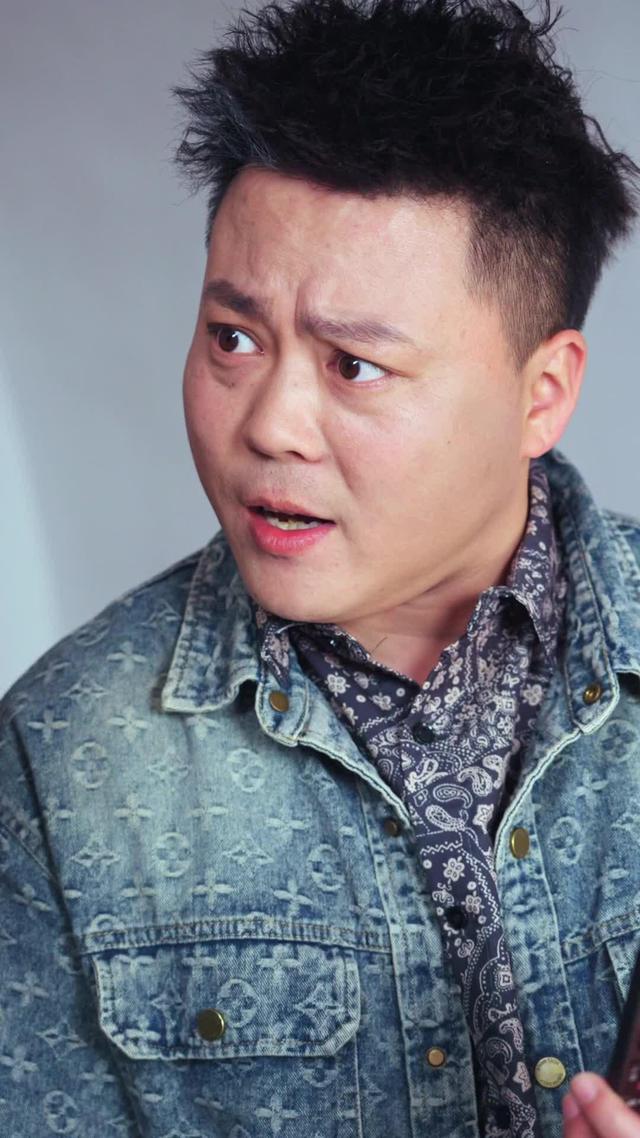 《爹要嫁人兒要翻天》劇照