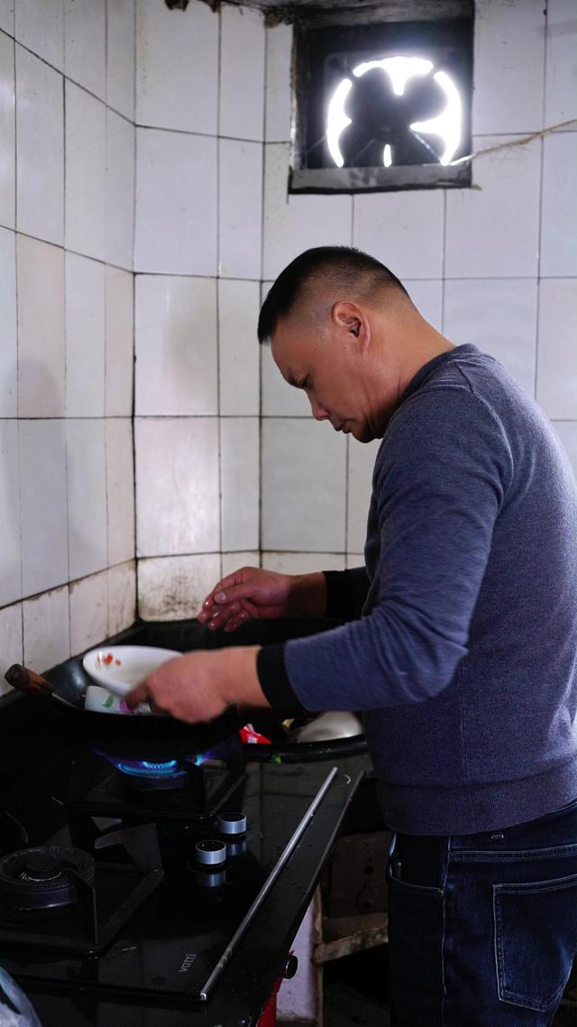 《花开半路之晚来的暖阳》剧照