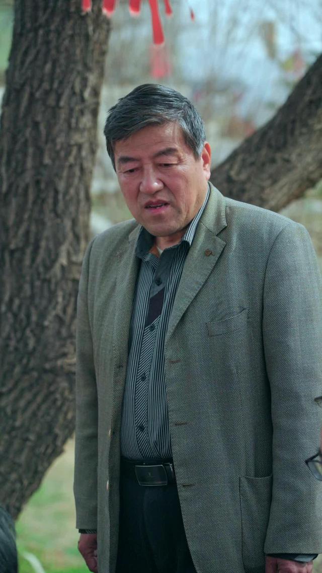 《爹要嫁人兒要翻天》劇照