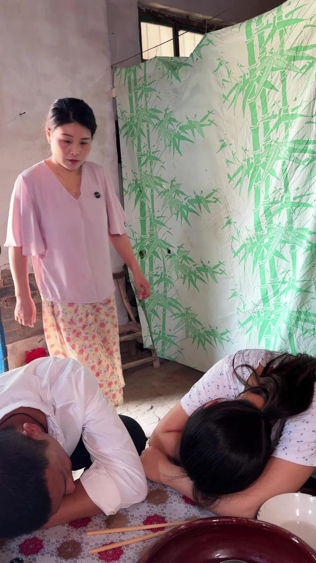 《半生荒唐一夢收》劇照