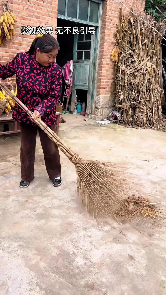 《半生尘缘》剧照
