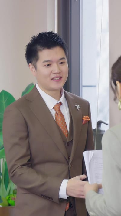 《離婚後她成了萬人迷》劇照