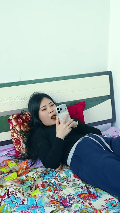 《错付的亲情》剧照