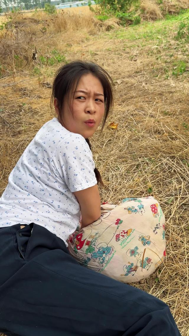 《半生荒唐一夢收》劇照