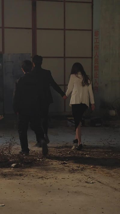 《離婚後她成了萬人迷》劇照