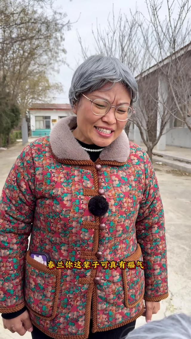 《屋簷下的晚情》劇照