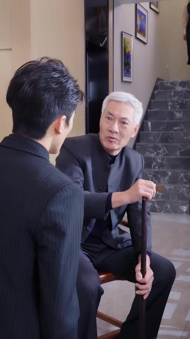 《離婚後她成了萬人迷》劇照