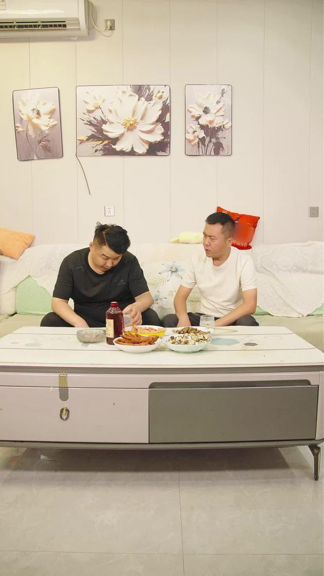 《村裡的姑娘叫阿杏》劇照