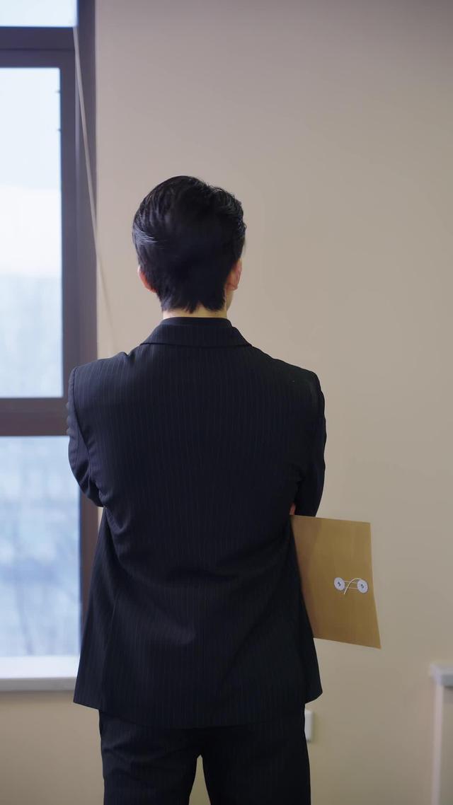 《離婚後她成了萬人迷》劇照