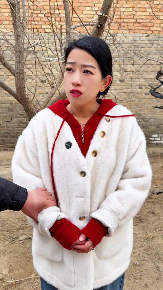 《屋簷下的晚情》劇照