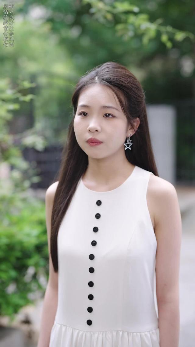 《听到扫地机器人的语音，我掀桌离婚了》剧照