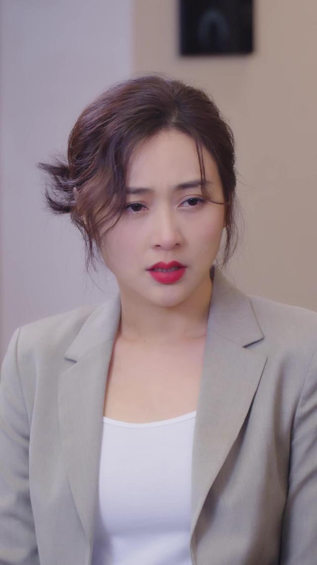 《離婚後她成了萬人迷》劇照