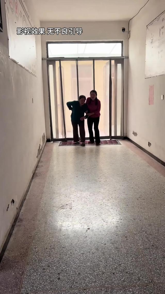 《半生尘缘》剧照