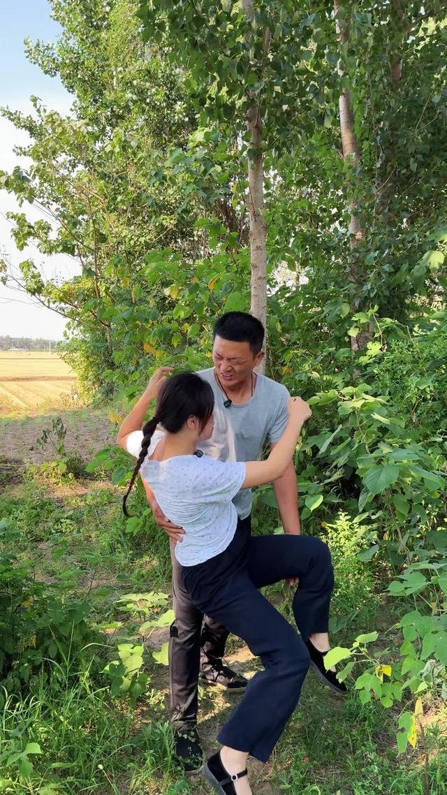 《半生荒唐一夢收》劇照