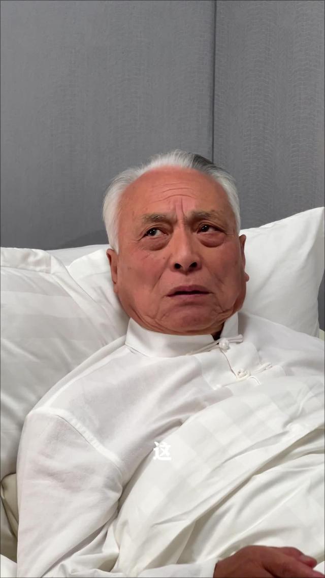《根本藏不住，全靠女儿神助攻》剧照