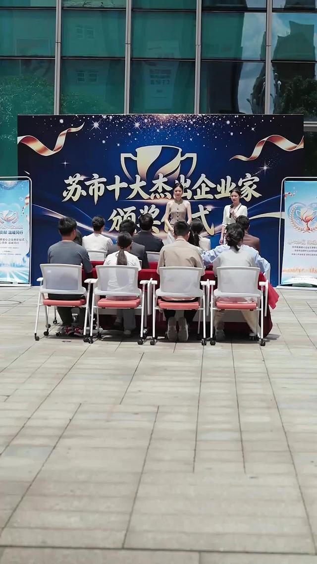 《给你蜜糖，却还我砒霜》剧照