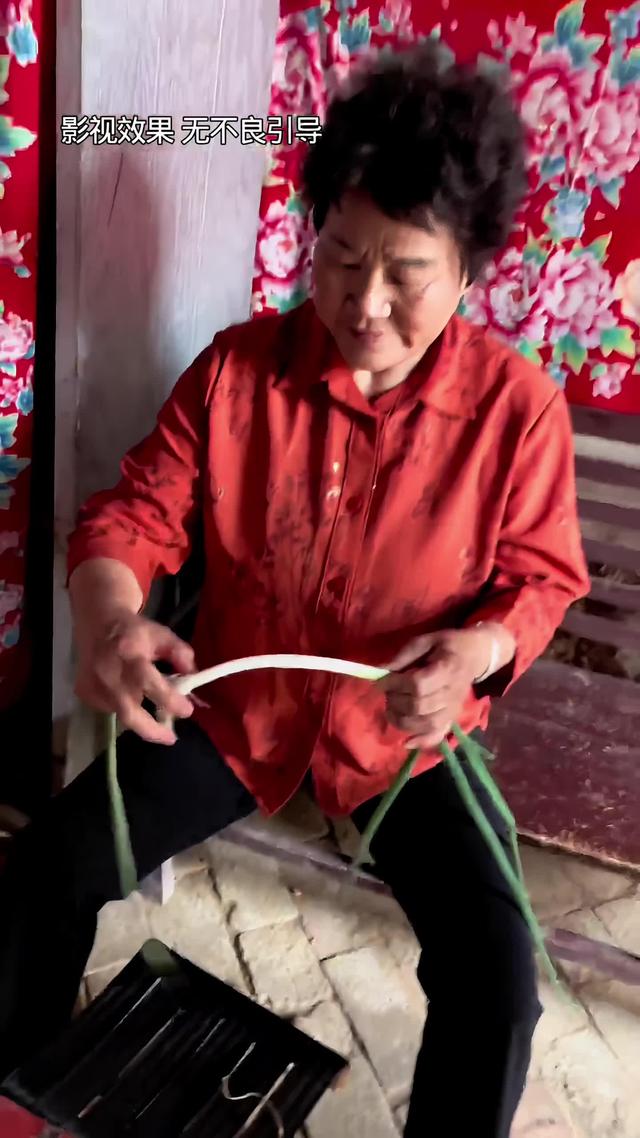 《半生尘缘》剧照