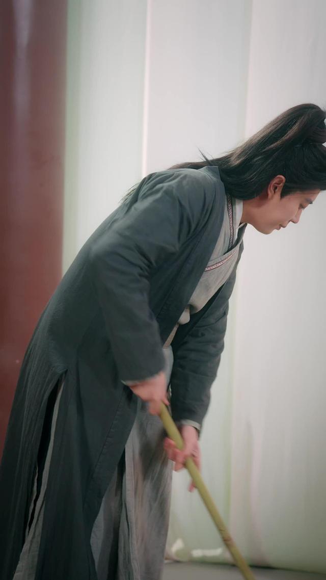 《我，剑圣！昆仑山签到一百年》剧照