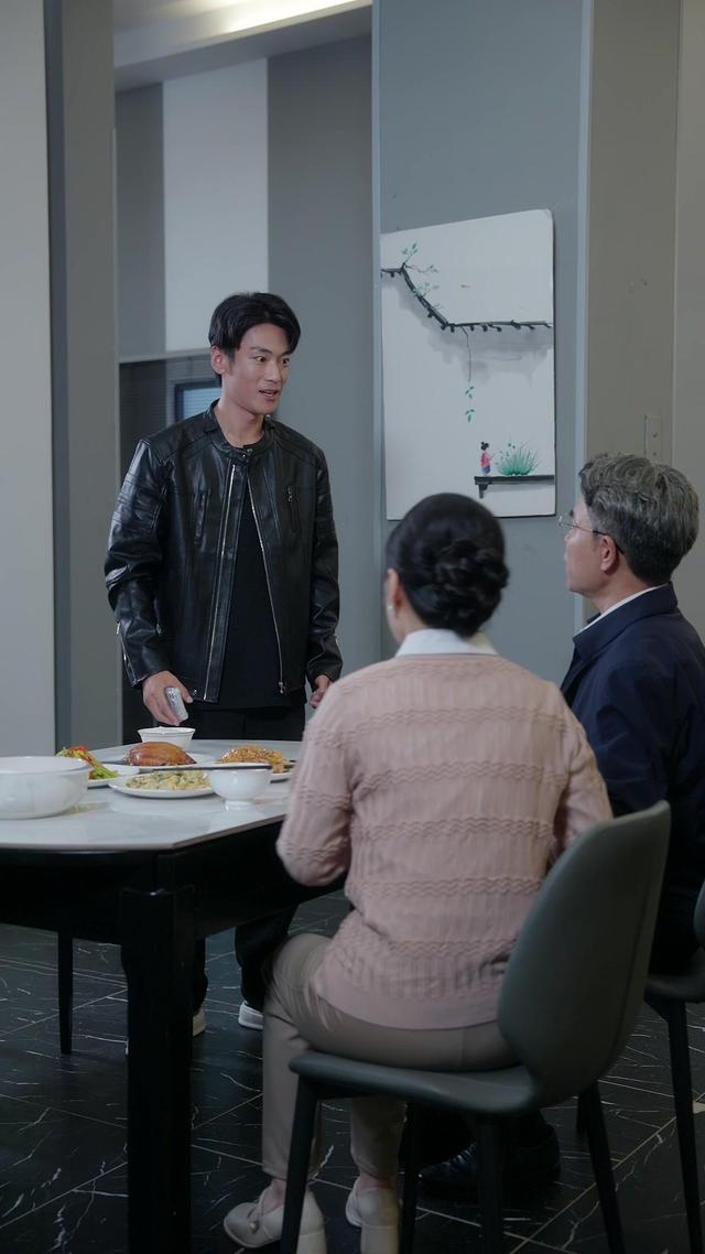 《一席升学宴，看清养子心》剧照