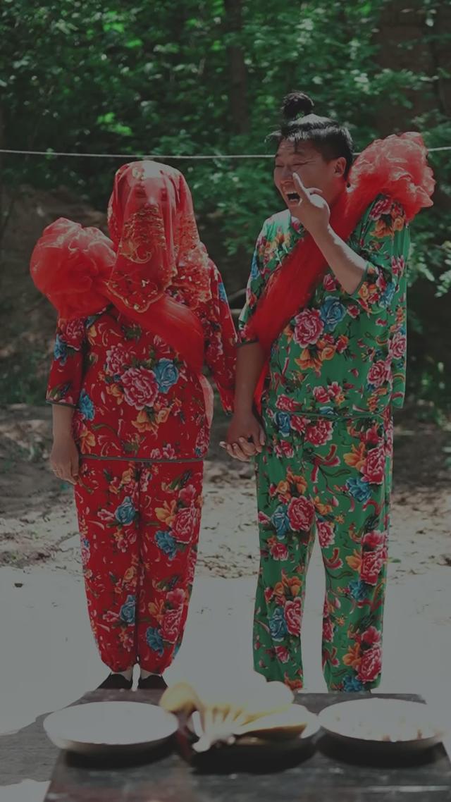 《苦盼儿孙半生缘》剧照