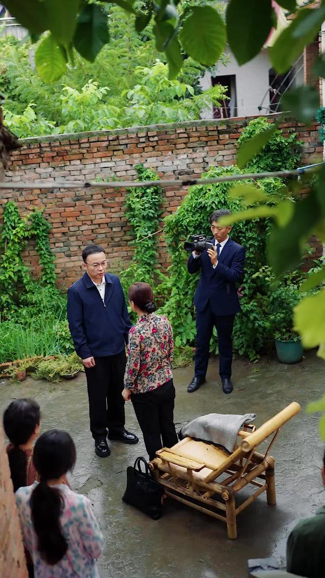 《利刃在喉》劇照