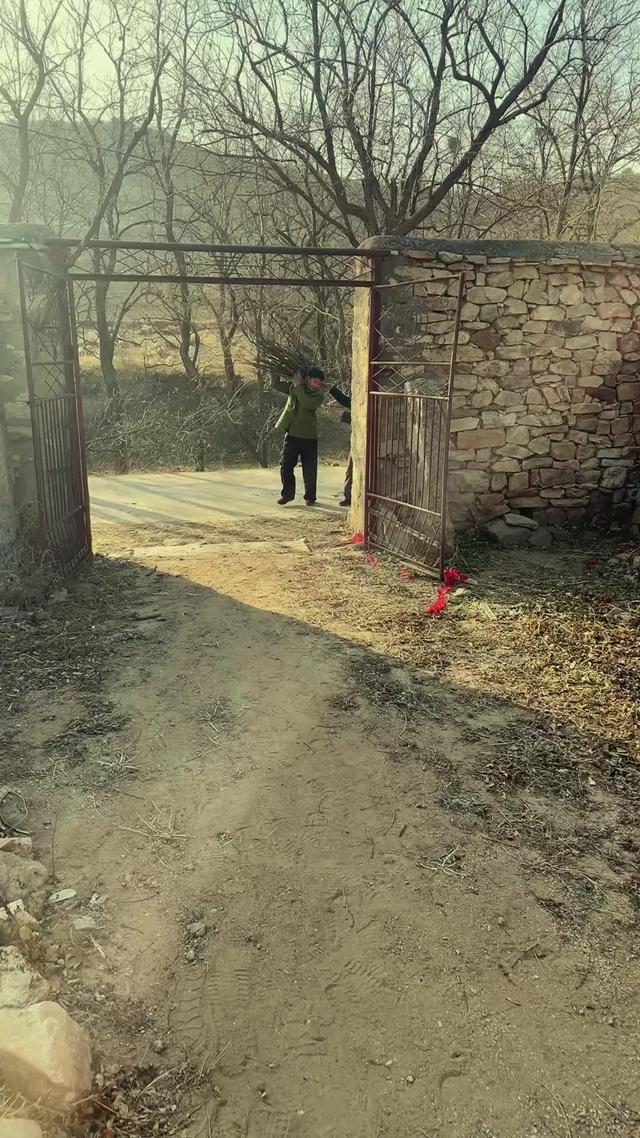 《苦守十八秋》劇照