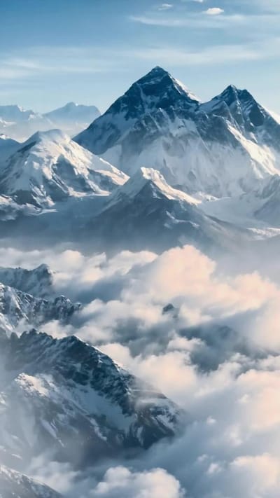 《低调下山，奈何师姐太耀眼》剧照