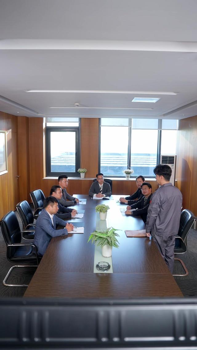 《一席升学宴，看清养子心》剧照