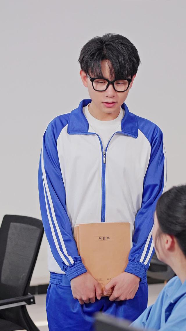 《班主任姐姐她專治不服》劇照
