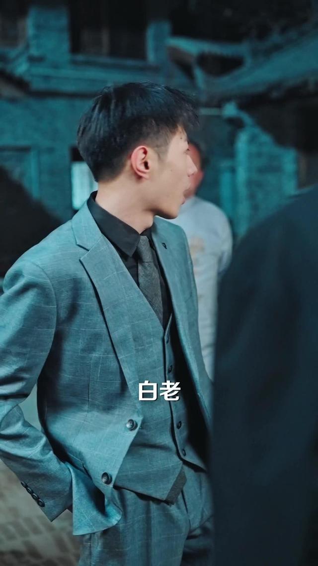 《低調下山，奈何師姐太耀眼》劇照