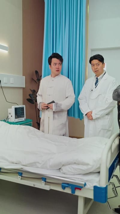 《低調下山，奈何師姐太耀眼》劇照