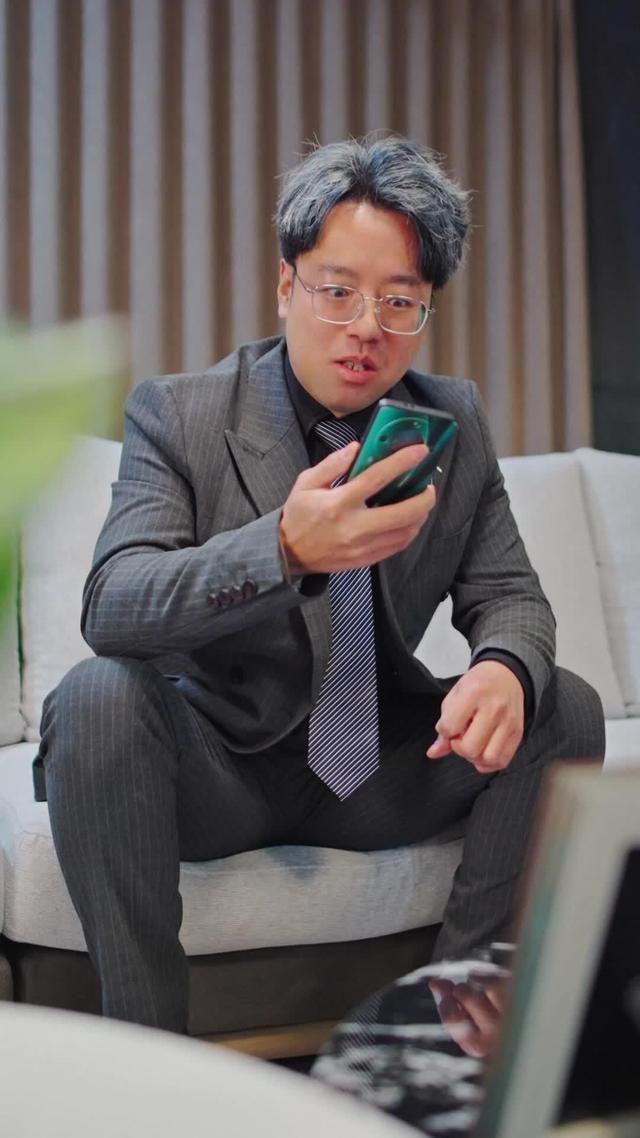 《低調下山，奈何師姐太耀眼》劇照
