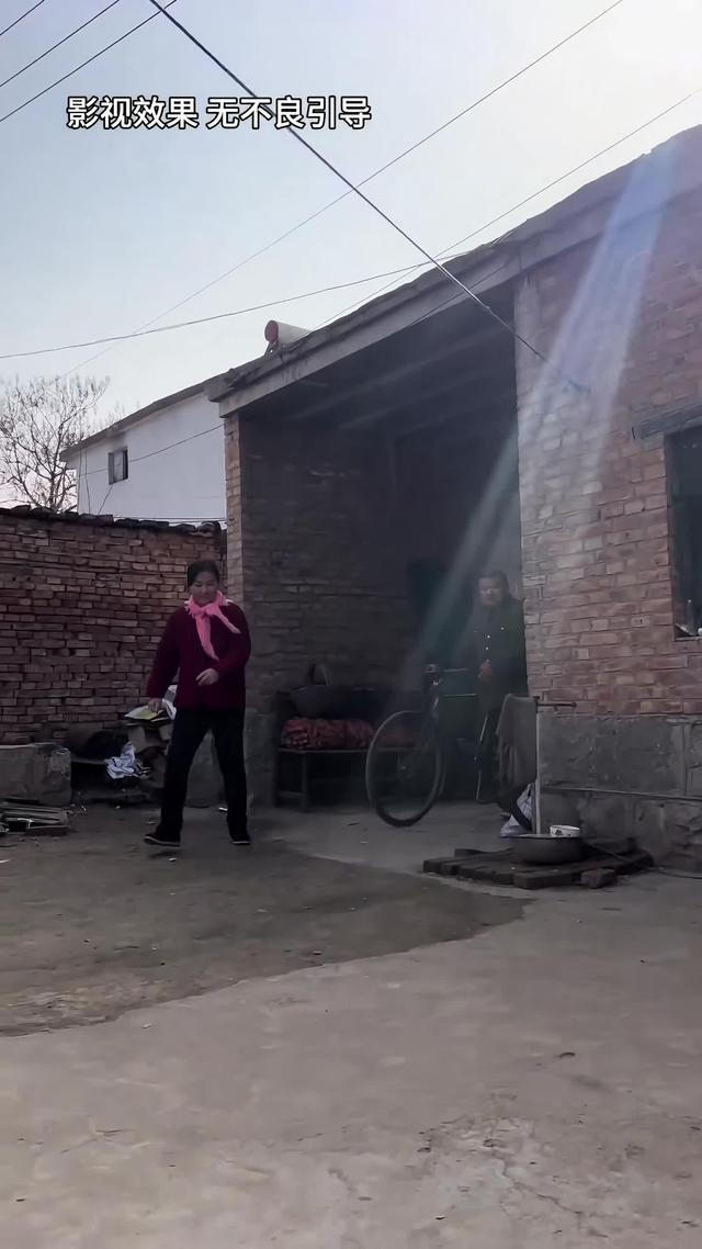 《远嫁女儿泪》剧照