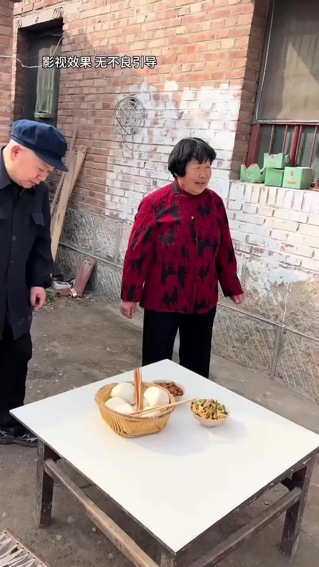 《远嫁女儿泪》剧照