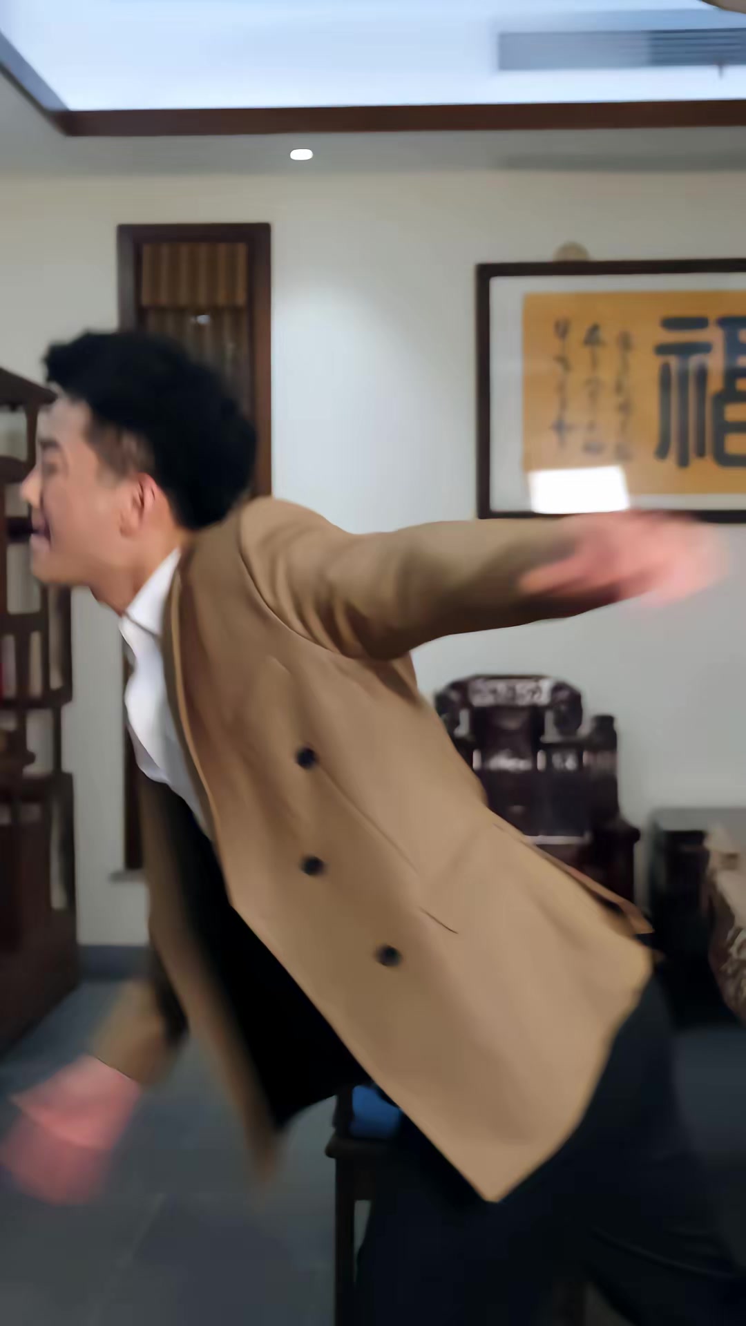 《义字当先之我是卧底》剧照