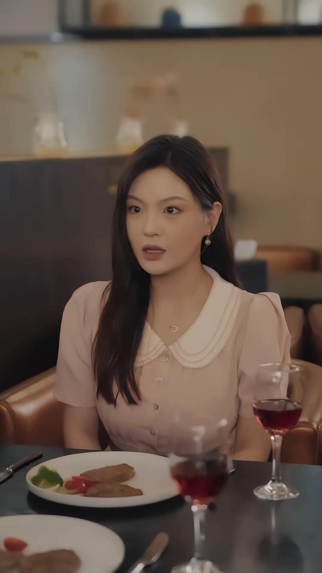 《漂亮妻子的反击》剧照