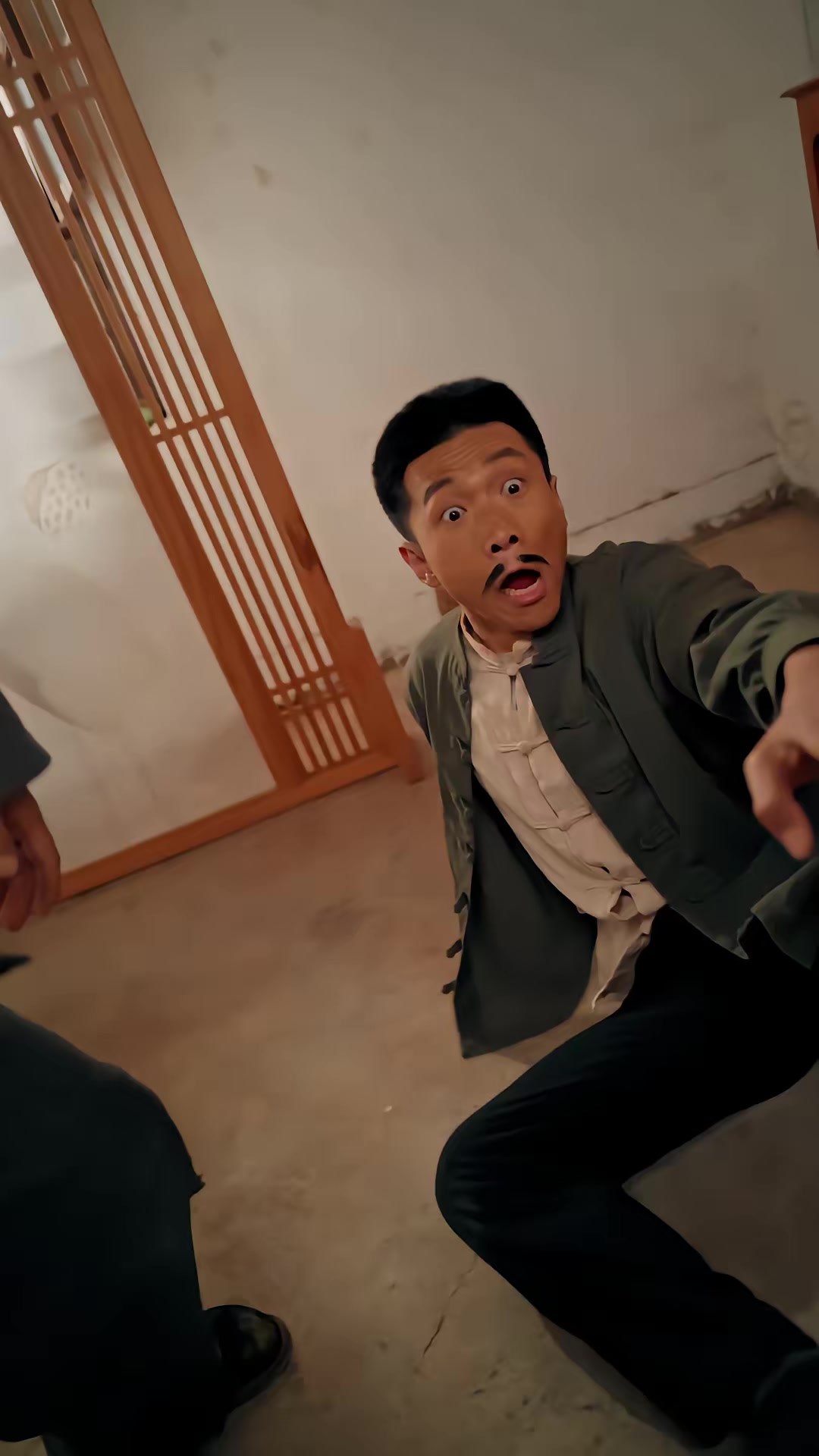 《惡鄰遇蛇》劇照