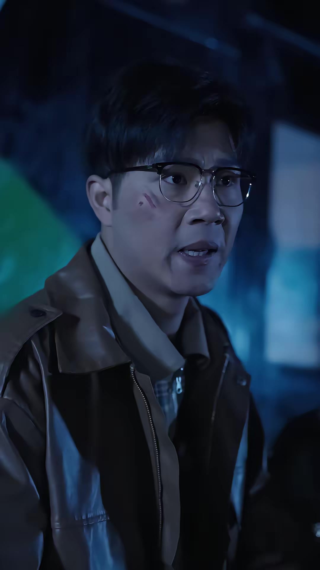 《人面熊危機》劇照