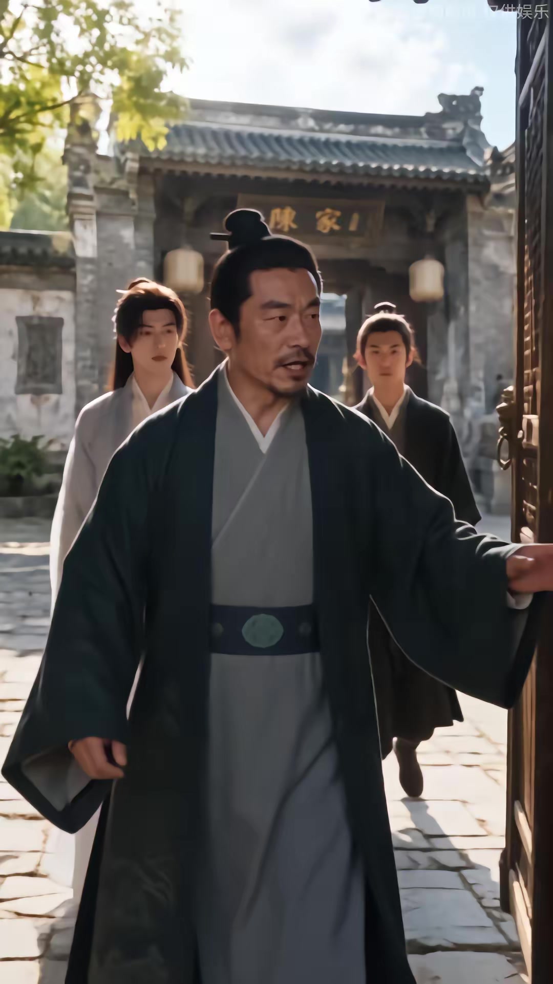 《被趕出侯府的假世子靠科舉逆襲權臣第六季》劇照